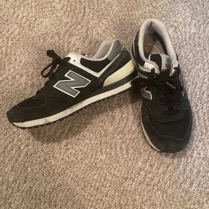 Womens new balance sneakers